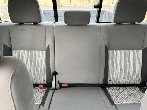 Used 2016 Toyota Tundra SR5 image 16