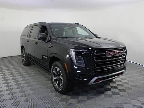 New 2026 GMC Yukon XL AT4 Ultimate AWD/4WD image 34
