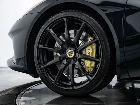Used 2025 Lotus Emira RWD image 92