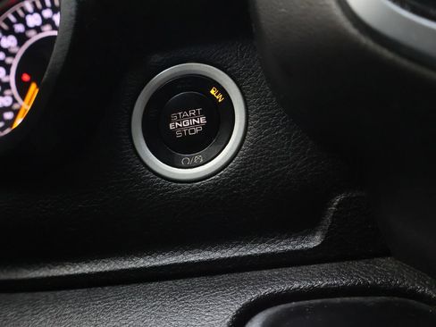 Used 2019 RAM 1500 Big Horn RWD image 27