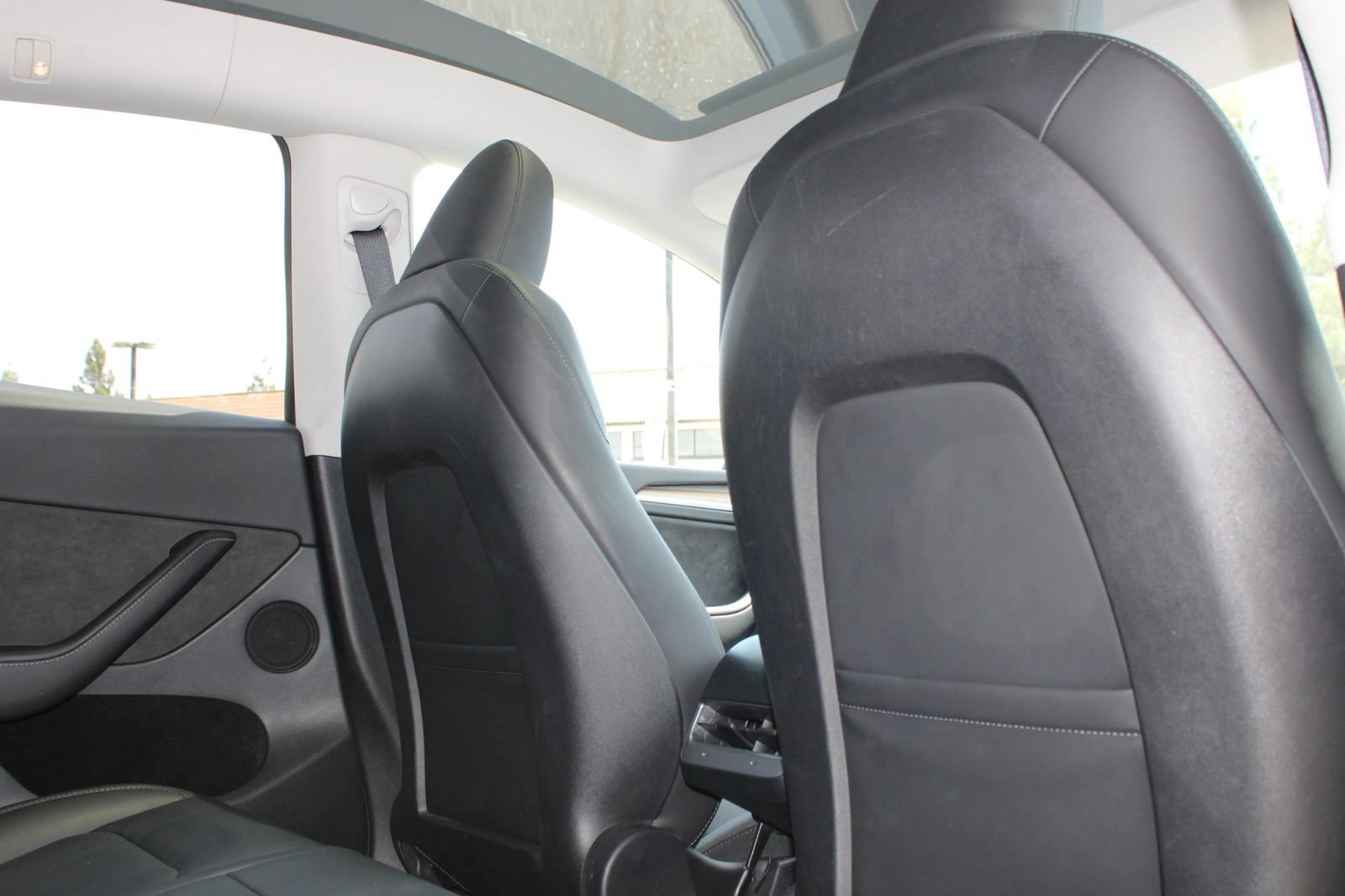 Used 2023 Tesla Model Y Long Range AWD/4WD image 12