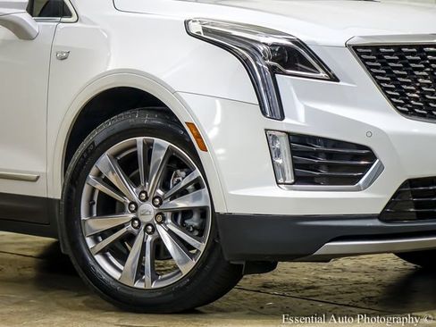 Certified 2024 Cadillac XT5 Premium Luxury w/ LPO, Floor Liner Package AWD/4WD image 4