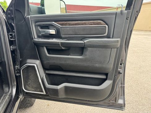 Used 2021 RAM 2500 Laramie image 10