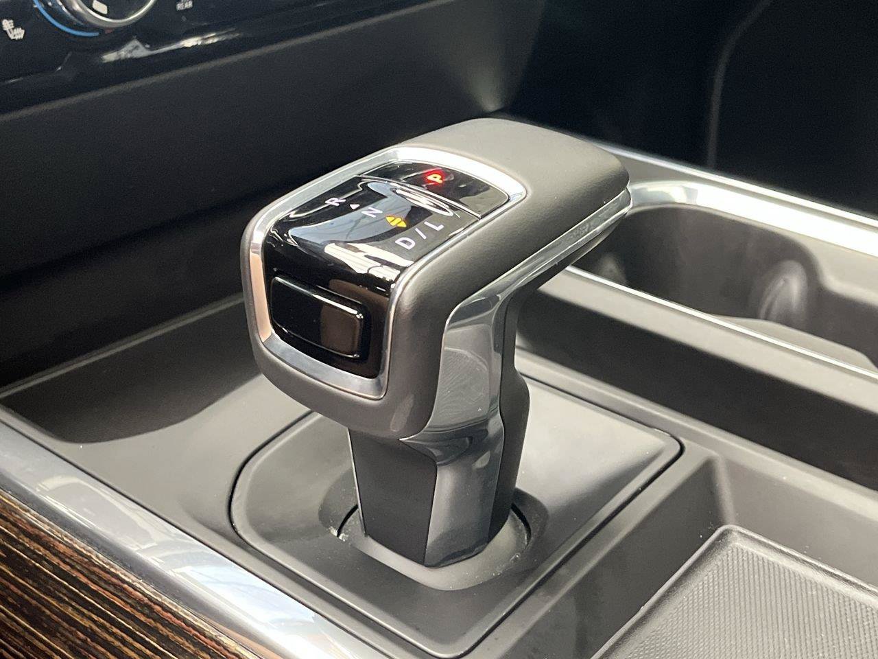 Certified 2025 GMC Sierra 1500 Elevation w/ Elevation Premium Package AWD/4WD image 28