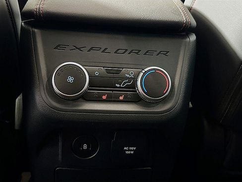 New 2025 Ford Explorer ST-Line w/ Premium Package image 26