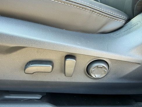 New 2025 Subaru Outback Touring XT image 24