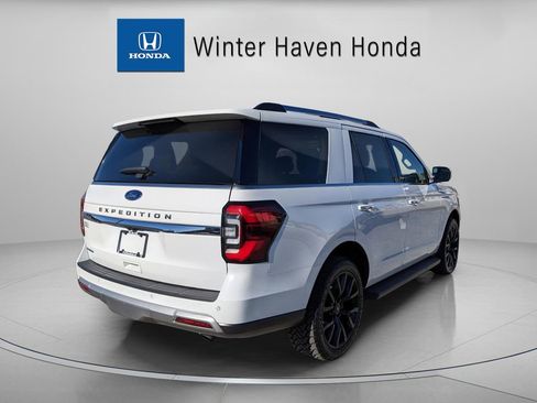 Used 2024 Ford Expedition Limited image 6