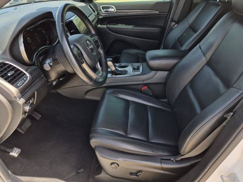 Used 2021 Jeep Grand Cherokee Limited w/ Premium Lighting Group AWD/4WD image 14