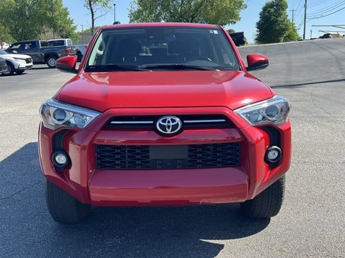 Used 2024 Toyota 4Runner SR5 image 2