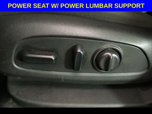 Used 2019 Chevrolet Blazer LT FWD image 5