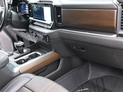 Certified 2025 Chevrolet Silverado 1500 High Country image 28