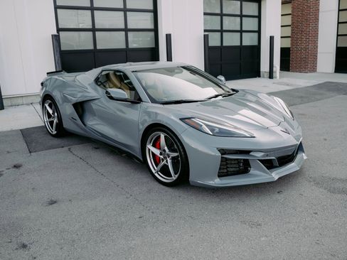 Used 2025 Chevrolet Corvette E-Ray image 4