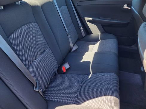 Used 2010 Chevrolet Malibu LT w/ Power Convenience Package FWD image 8