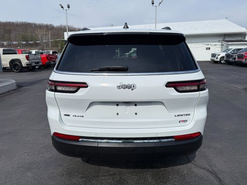 Used 2022 Jeep Grand Cherokee L Limited image 4