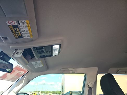 Used 2024 Toyota 4Runner SR5 RWD image 20