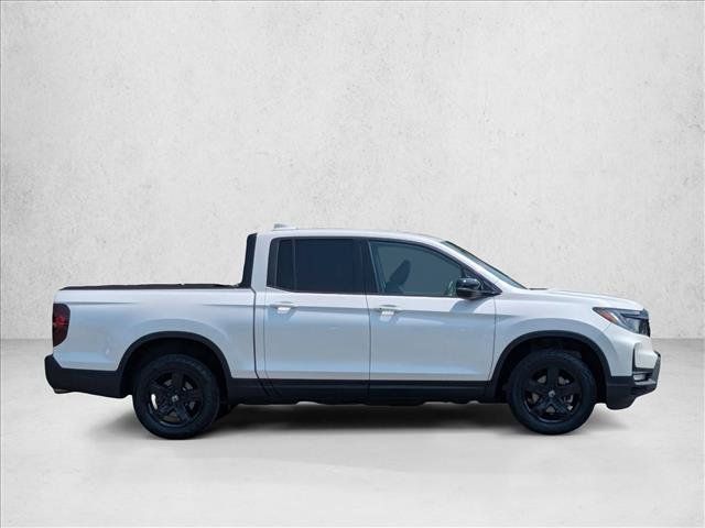 Certified 2023 Honda Ridgeline Black Edition image 4