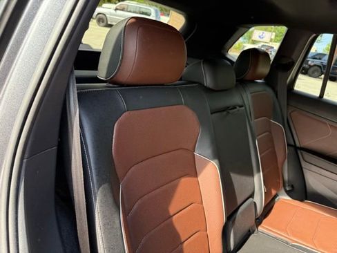 Used 2022 Volkswagen Tiguan SEL R-Line AWD/4WD image 79