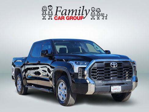 Used 2023 Toyota Tundra SR5 w/ TRD Off-Road Premium Package AWD/4WD image 2