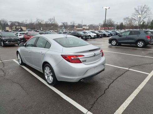 Used 2015 Buick Regal image 8