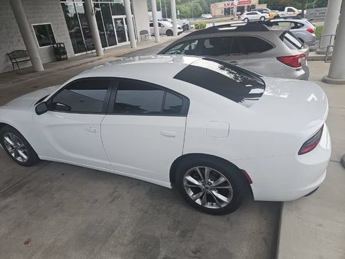 Used 2021 Dodge Charger SXT w/ Driver Convenience Group AWD/4WD image 10