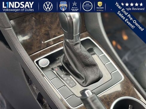 Used 2015 Volkswagen Passat 3.6 SEL Premium image 19