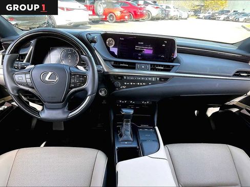 Used 2020 Lexus ES 350 w/ Premium Package image 12