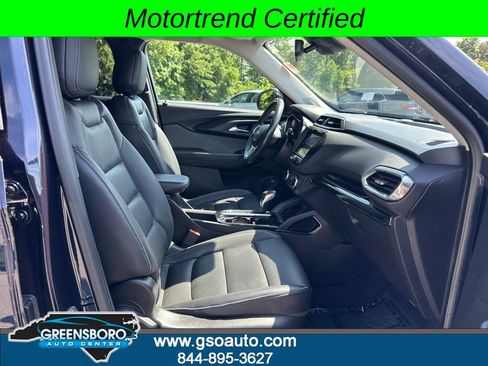 Used 2021 Chevrolet TrailBlazer LT w/ Sun and Liftgate Package AWD/4WD image 16