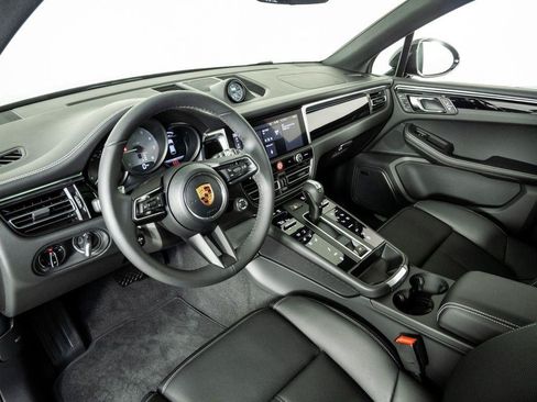 New 2026 Porsche Macan S AWD/4WD image 4