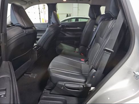 Used 2023 INFINITI QX60 Pure image 4