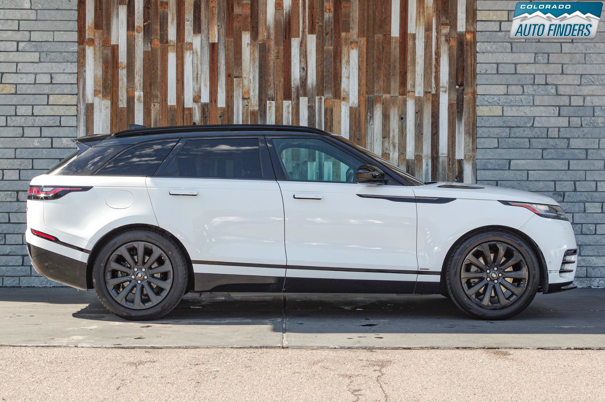 Used 2019 Land Rover Range Rover Velar R-Dynamic SE AWD/4WD image 8