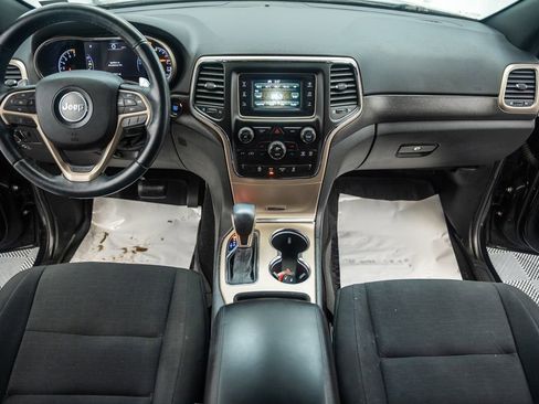 Used 2016 Jeep Grand Cherokee Laredo AWD/4WD image 20