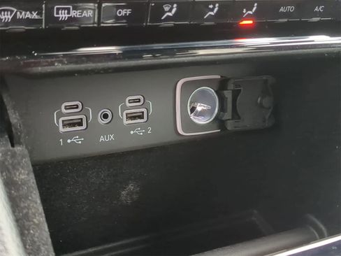 Certified 2023 Jeep Grand Cherokee Overland image 37