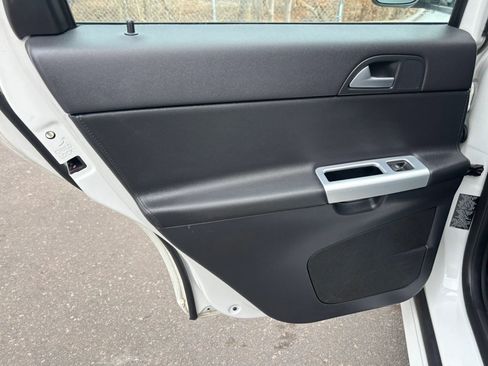 Used 2010 Volvo S40 2.4i FWD image 16