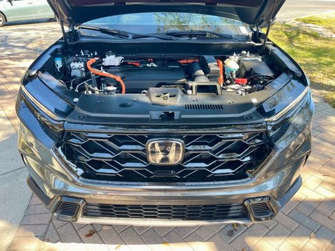 Used 2025 Honda CR-V Sport image 18