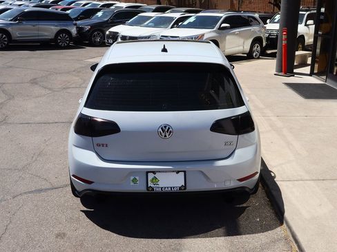 Used 2019 Volkswagen GTI SE w/ SE Experience Package image 10