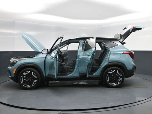 New 2026 Kia Seltos SX image 37