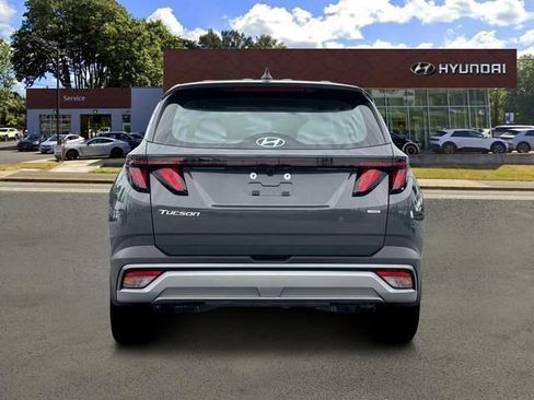 New 2026 Hyundai Tucson SE image 6