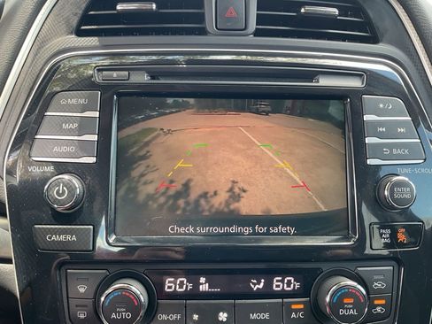 Used 2020 Nissan Maxima 3.5 SL w/ Floor Mat Group FWD image 27