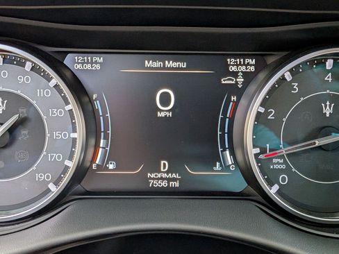 Used 2024 Maserati Levante GT Ultima AWD/4WD image 11