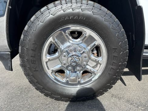 Used 2020 RAM 2500 Tradesman AWD/4WD image 9