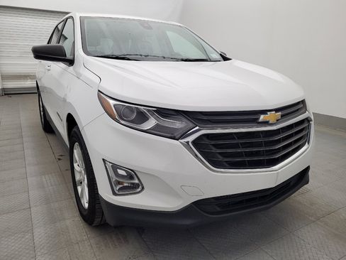 Used 2020 Chevrolet Equinox LS w/ LS Convenience Package FWD image 13