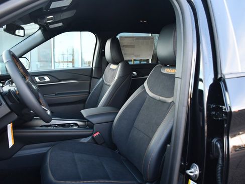 New 2026 Ford Explorer Tremor w/ Tremor Convenience Package image 13