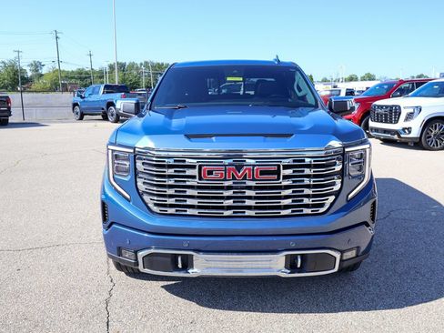 Certified 2024 GMC Sierra 1500 Denali w/ Denali Reserve Package AWD/4WD image 32