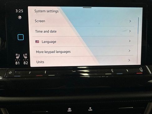 Used 2025 Volkswagen Atlas Cross Sport SE image 36