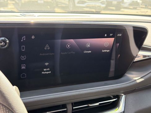 Used 2025 Buick Envista Preferred FWD image 38