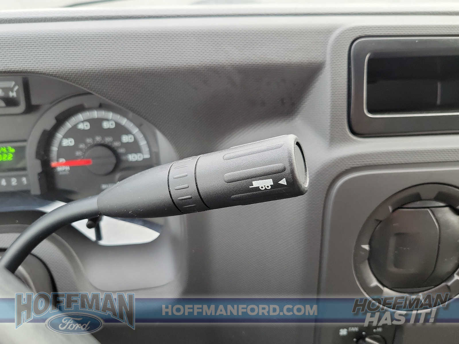 Used 2017 Ford E-350 and Econoline 350 Super Duty w/ Power Windows & Locks Group RWD image 13