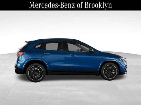 Used 2025 Mercedes-Benz GLA 35 AMG 4MATIC image 17