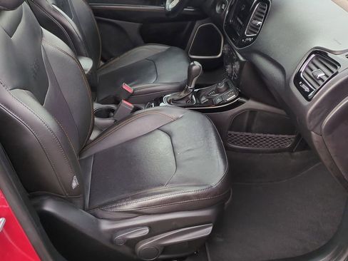 Used 2020 Jeep Compass Limited image 21