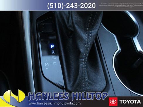 Certified 2022 Toyota Highlander XLE image 25