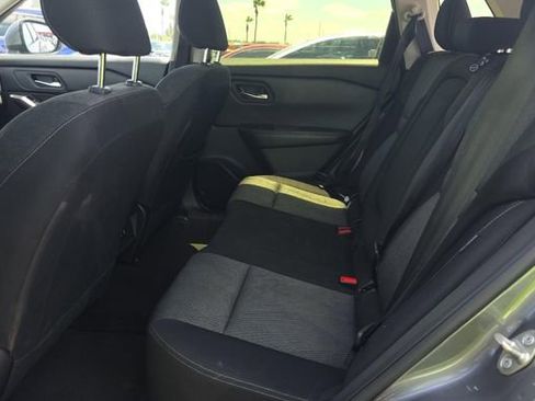 Used 2024 Nissan Rogue SV FWD image 19
